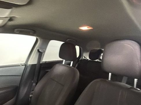 Used 2016 Chevrolet Trax LT FWD image 13