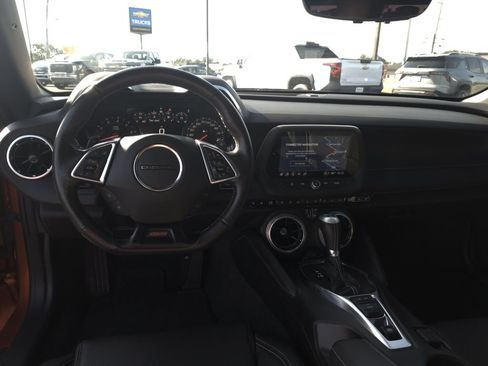 Used 2023 Chevrolet Camaro SS RWD image 15