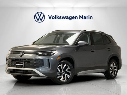 New 2026 Volkswagen Tiguan S image 1