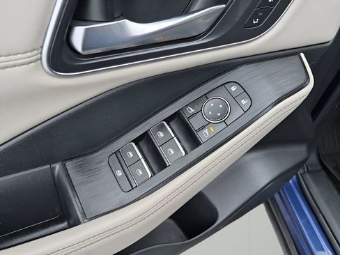 Used 2021 Nissan Rogue SL w/ Premium Package image 28