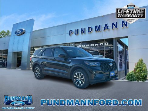 New 2026 Ford Explorer ST-Line AWD/4WD image 1