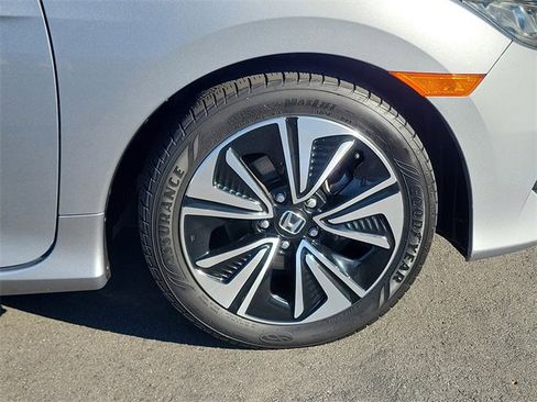 Certified 2017 Honda Civic EX-T image 5