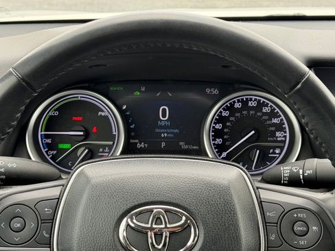 Used 2023 Toyota Camry XLE image 20