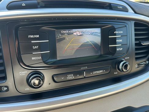 Used 2016 Kia Sorento LX AWD/4WD image 17