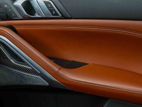 Used 2023 BMW X6 M50i w/ Executive Package image 15