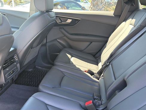 Used 2026 Audi Q7 2.0T Premium w/ Convenience Plus Package AWD/4WD image 14