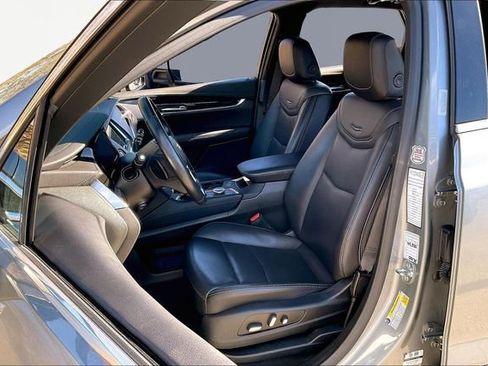 Used 2024 Cadillac XT5 Premium Luxury image 15