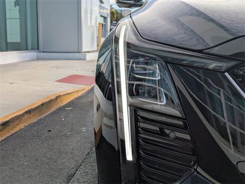 Used 2025 Cadillac CT5 Premium Luxury image 10