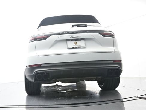 Certified 2023 Porsche Cayenne Platinum Edition AWD/4WD image 50