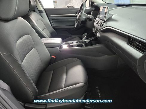 Used 2021 Nissan Altima 2.5 SV image 14