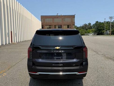 Used 2025 Chevrolet Tahoe LT RWD image 7