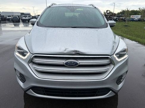 Used 2018 Ford Escape Titanium AWD/4WD image 3
