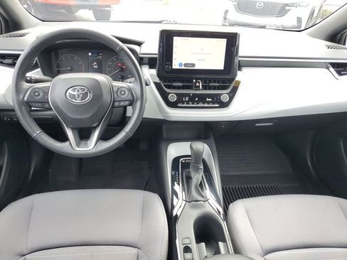 Used 2023 Toyota Corolla SE image 9