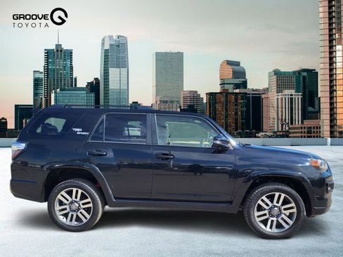 Used 2022 Toyota 4Runner TRD Sport w/ Technology Package AWD/4WD image 6