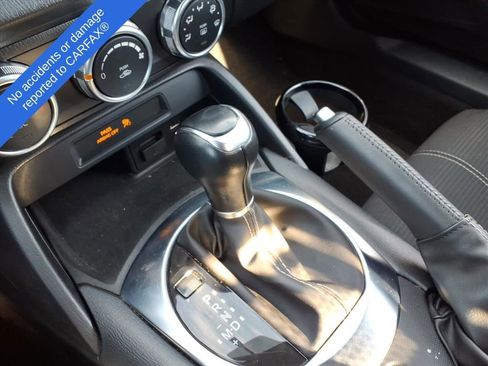 Used 2020 FIAT 124 Spider Classica w/ Mopar All Weather Plus Group image 24