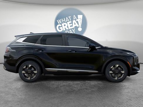 New 2026 Kia Sportage LX AWD/4WD image 7