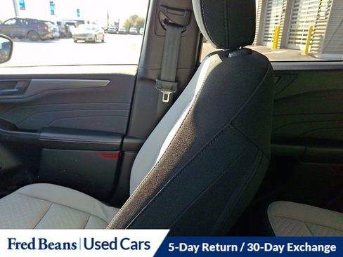 Used 2023 Ford Escape Active image 19