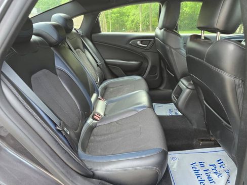 Used 2015 Chrysler 200 S FWD image 11