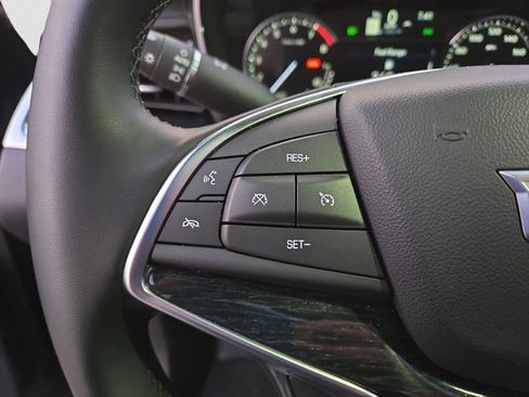 Certified 2025 Cadillac XT5 Premium Luxury image 24