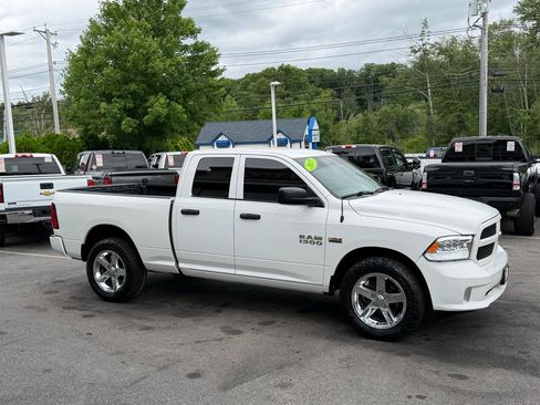 Used 2017 RAM 1500 Express AWD/4WD image 5