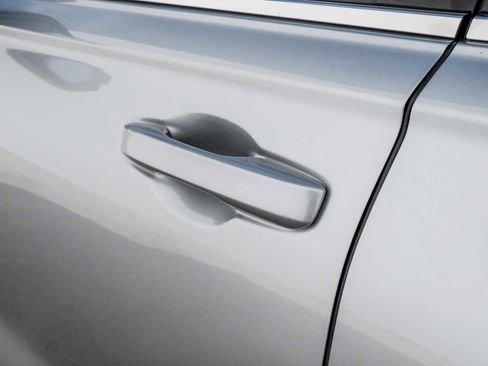 Used 2023 Honda CR-V EX-L image 41