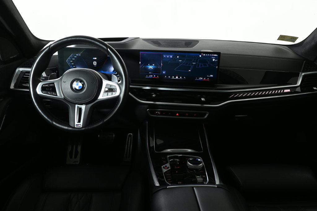 Certified 2024 BMW X7 M60i w/ Executive Package AWD/4WD image 17