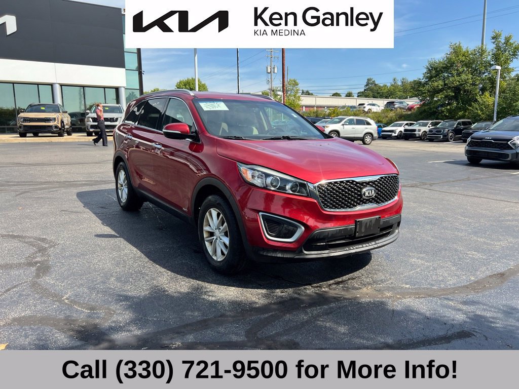 Used 2017 Kia Sorento AWD w/ LX Convenience Package image 5