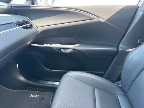 Certified 2025 Lexus RX 350 Premium w/ Accessory Package (Z1) FWD image 24