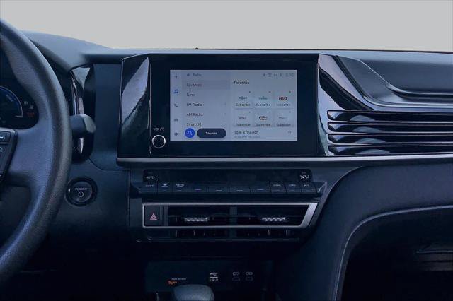 Certified 2025 Toyota Camry LE FWD image 7