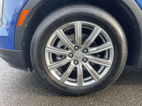 Used 2022 Cadillac XT4 Premium Luxury w/ Safety Alert Package AWD/4WD image 21