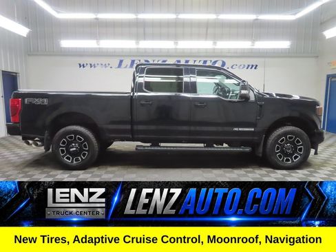 Used 2022 Ford F250 Lariat w/ Black Appearance Pkg AWD/4WD image 1