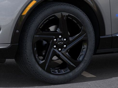 New 2026 Chevrolet Equinox EV RS image 10