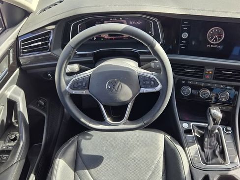 Certified 2024 Volkswagen Jetta SEL FWD image 17
