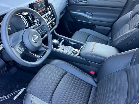 Certified 2025 Nissan Pathfinder Rock Creek image 10