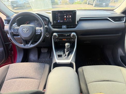 Used 2024 Toyota RAV4 XLE w/ Convenience Package AWD/4WD image 19