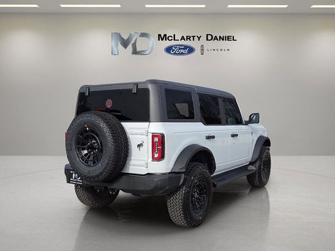 New 2026 Ford Bronco Outer Banks w/ Sasquatch Package image 5
