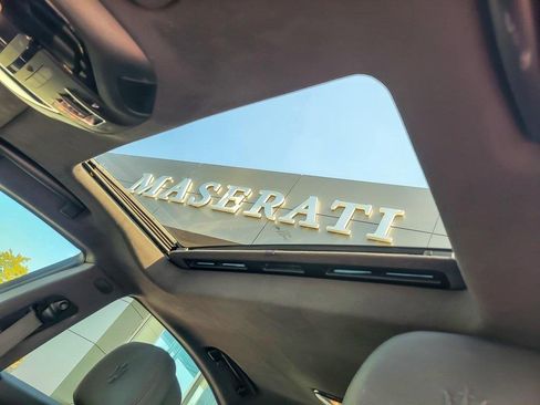 Used 2022 Maserati Ghibli Modena image 10