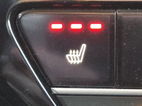 Used 2023 Honda CR-V EX-L image 6