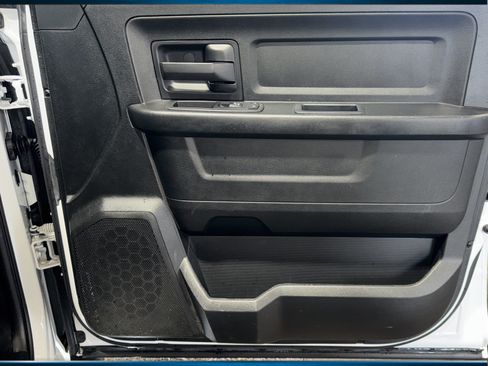 Used 2016 RAM 1500 Express AWD/4WD image 28