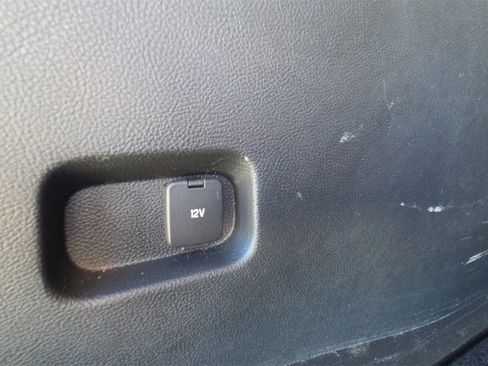 Used 2018 Ford Edge SE image 26