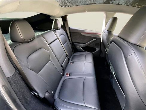 Used 2026 Tesla Model Y AWD image 24