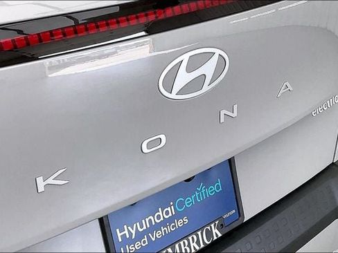 Certified 2024 Hyundai Kona SEL FWD image 9