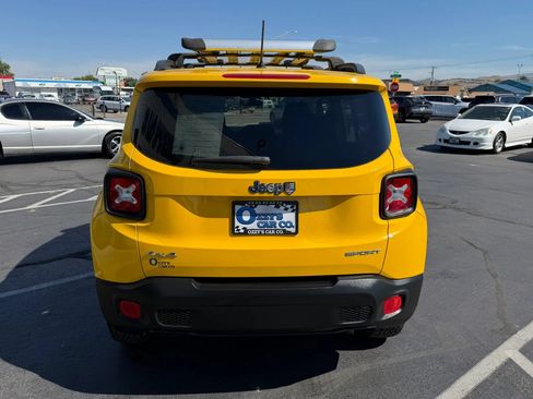 Used 2017 Jeep Renegade Sport AWD/4WD image 6