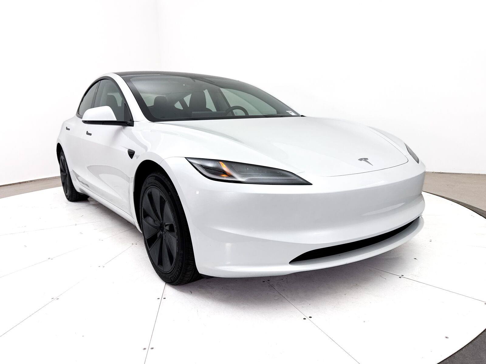 Used 2025 Tesla Model 3 Long Range RWD image 11