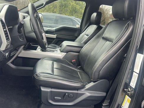 Used 2019 Ford F150 Lariat w/ Equipment Group 502A Luxury image 9