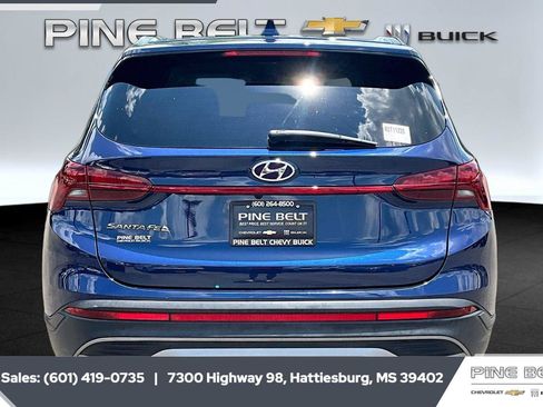 Used 2023 Hyundai Santa Fe SE FWD image 4