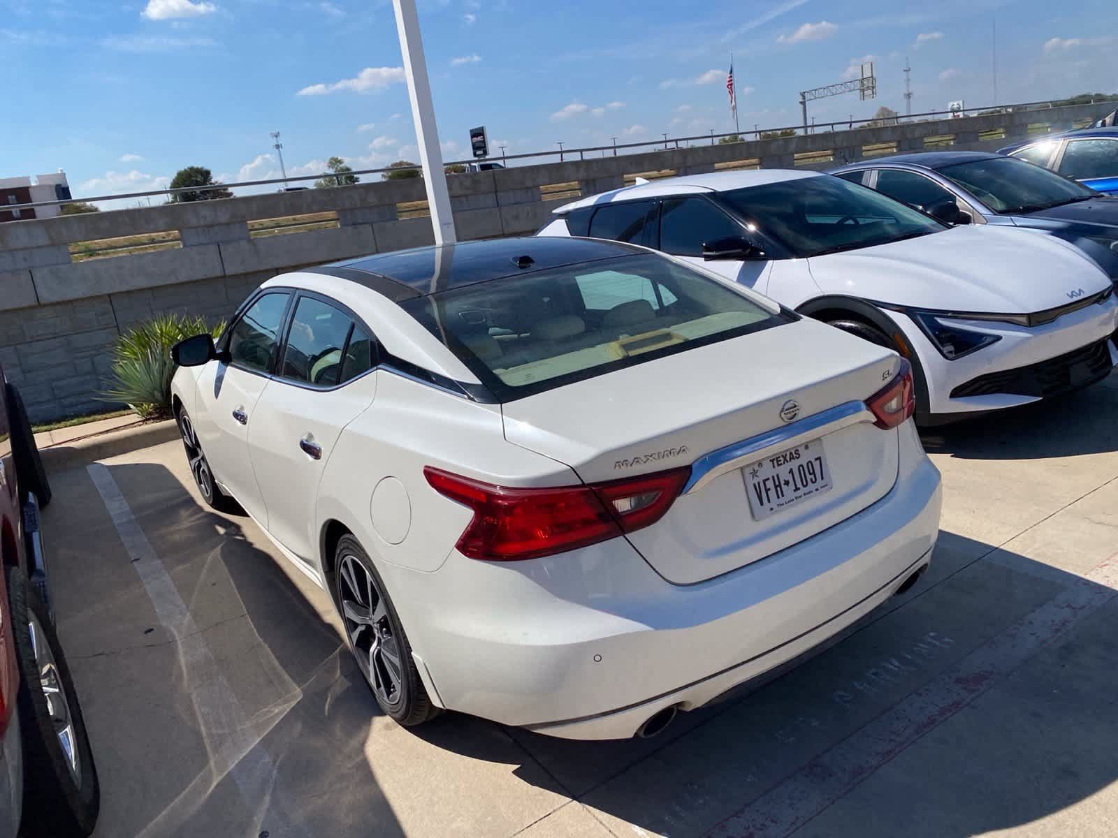 Used 2016 Nissan Maxima 3.5 SL FWD image 8