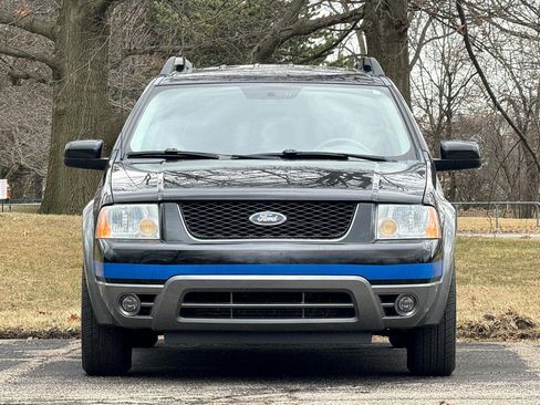 Used 2006 Ford Freestyle SEL image 11