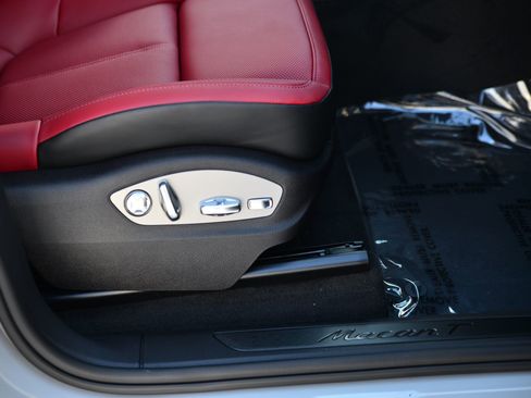 New 2026 Porsche Macan Turbo image 22