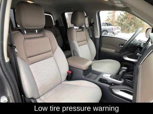 Used 2022 Nissan Frontier SV image 24